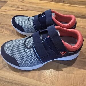 Vionic Women's Brisk Ema Adjustable Walking Sneakers Size 8 Wide